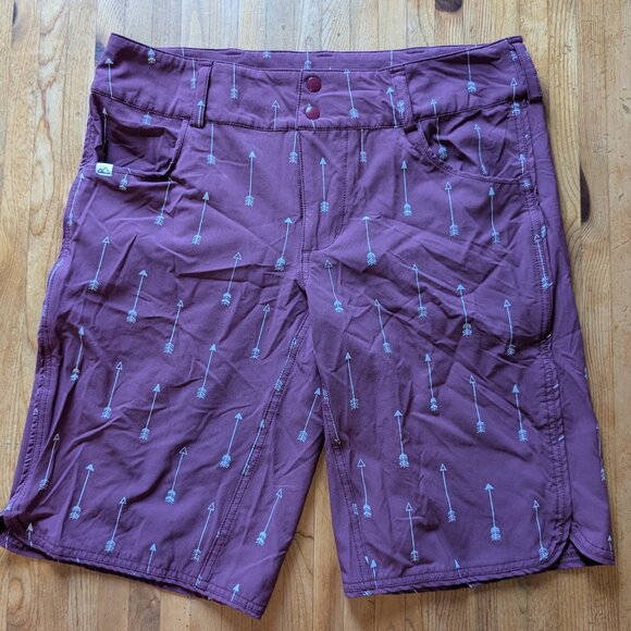 Wild Rye Mountain Bike Shorts Womens Size 10 Mauve Camping Outdoor Arrow Print - Picture 1 of 11